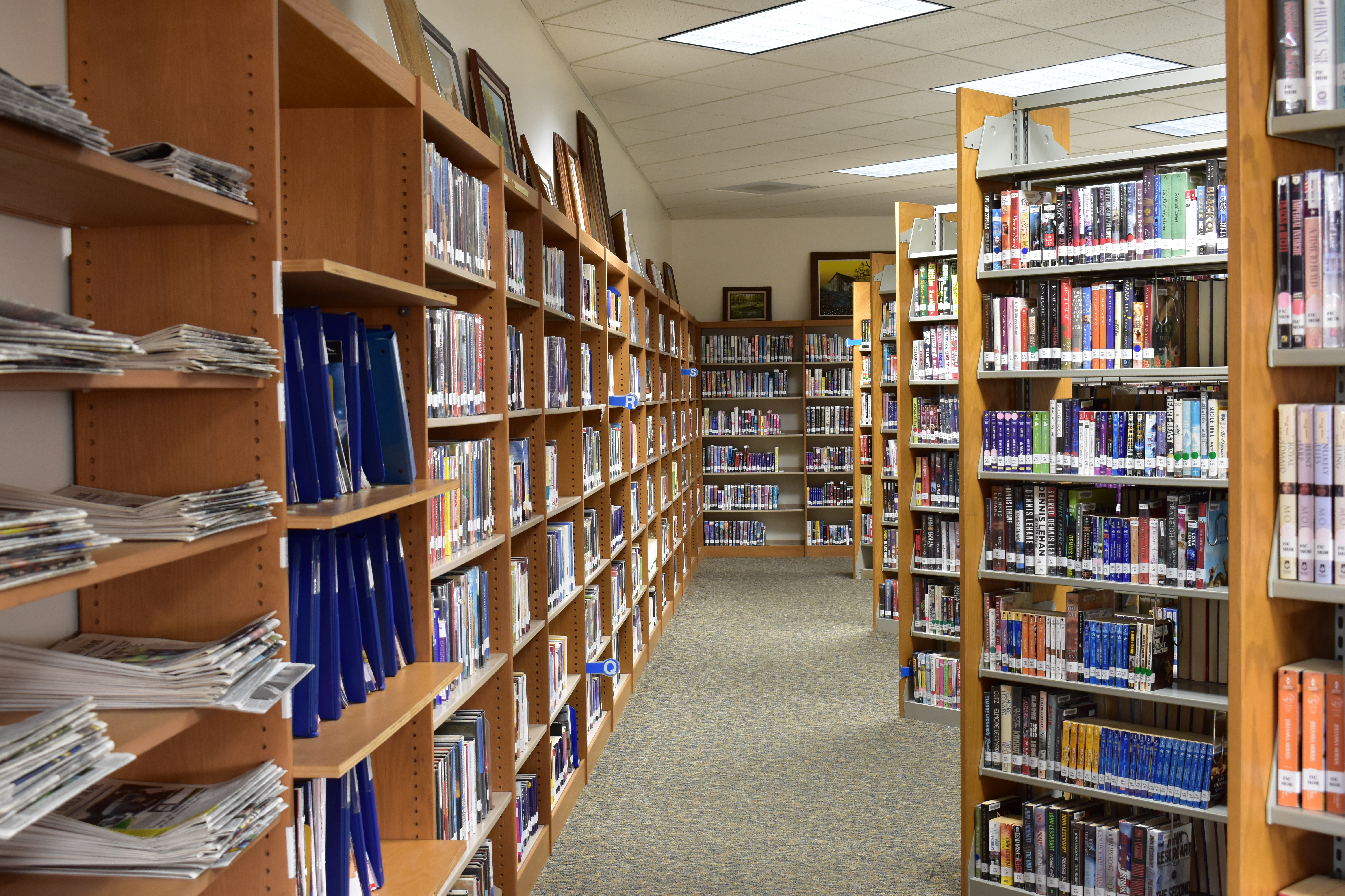 Picture of the Inside of the lIbrary 12